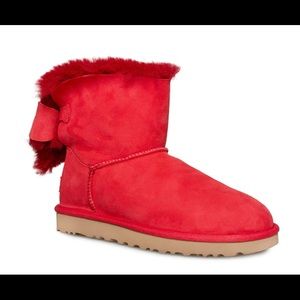 UGG Women Classic Heritage Bow Color Ribbon Red
